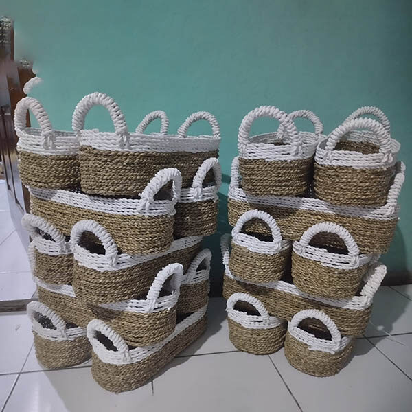 Snack & Drink Basket